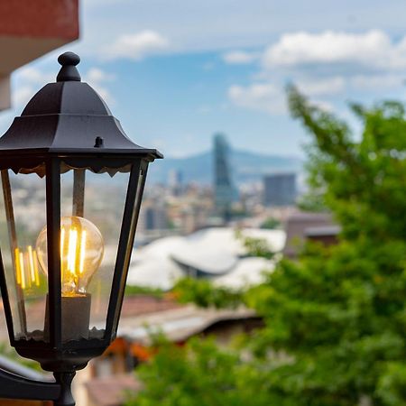 Iris Hotel Tbilisi Bagian luar foto
